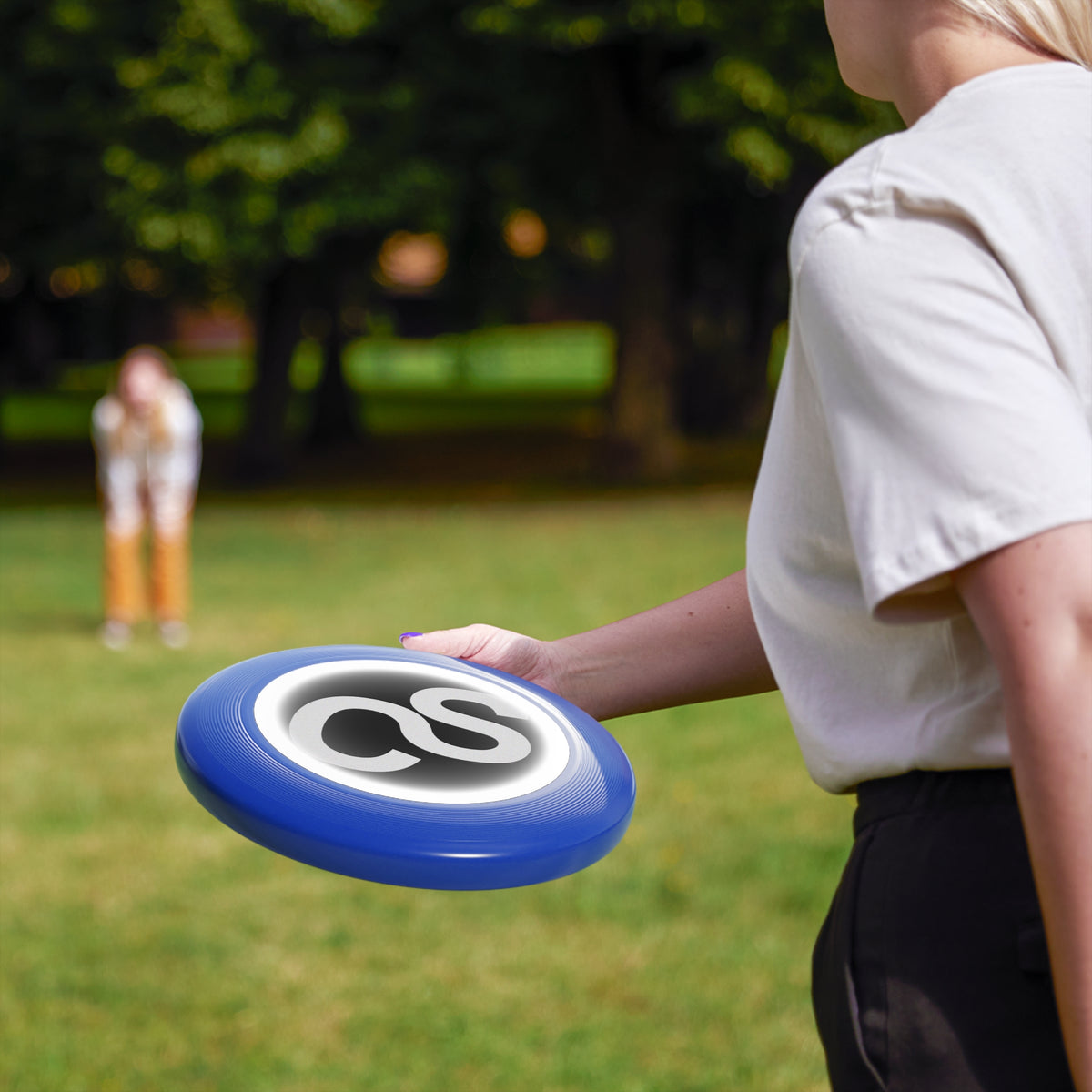 Sam Schwartz Creations Frisbee — Durable Outdoor Disc for Backyard Games & Beach Play